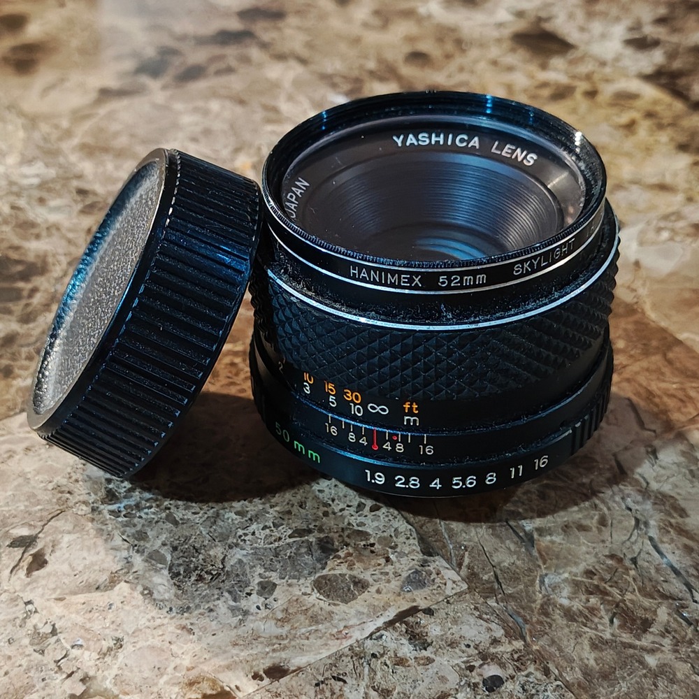 YASHICA LENS DSB 50mm 1:1.9 & Hood Hanimex 52mm Skylight 1A Japan Manual Vintage
